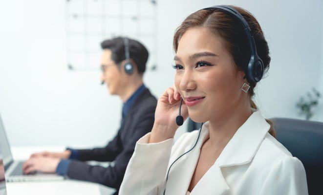 call-center-agent-team-customer-service-support-wearing-headset-headphone-talking-with-customer